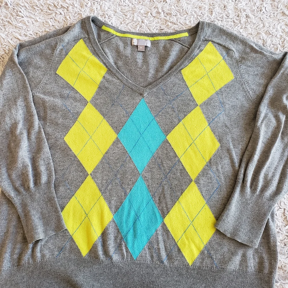 JCPenney Gray V-Neck Sweater with Yellow & Blue Argyle, Nerdy 1960s Style - Picture 1 of 4
